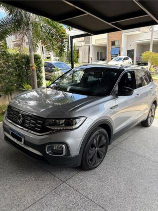 VOLKSWAGEN T-CROSS 1.4 250 TSI TOTAL FLEX HIGHLINE AUTOMÁTICO